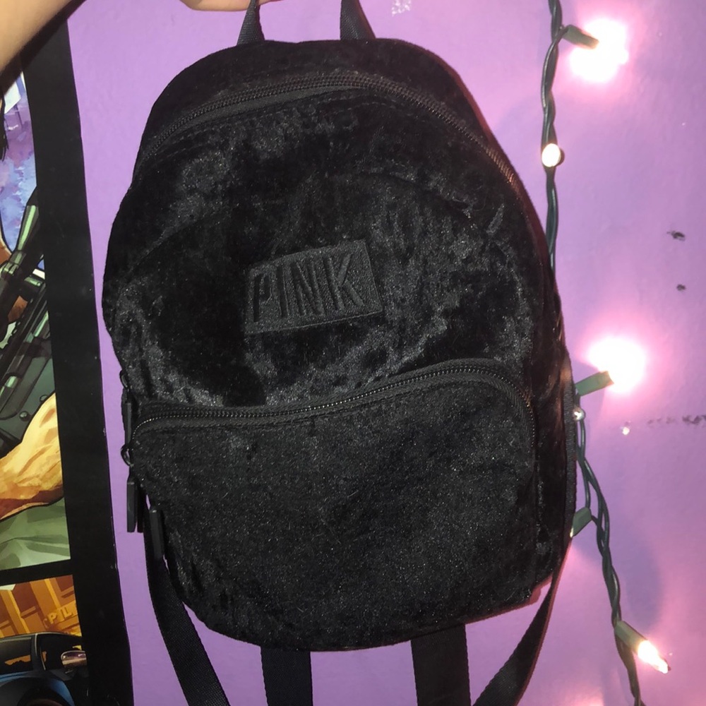 Black Velvet PINK Victoria Secret Minibag 🌸💫